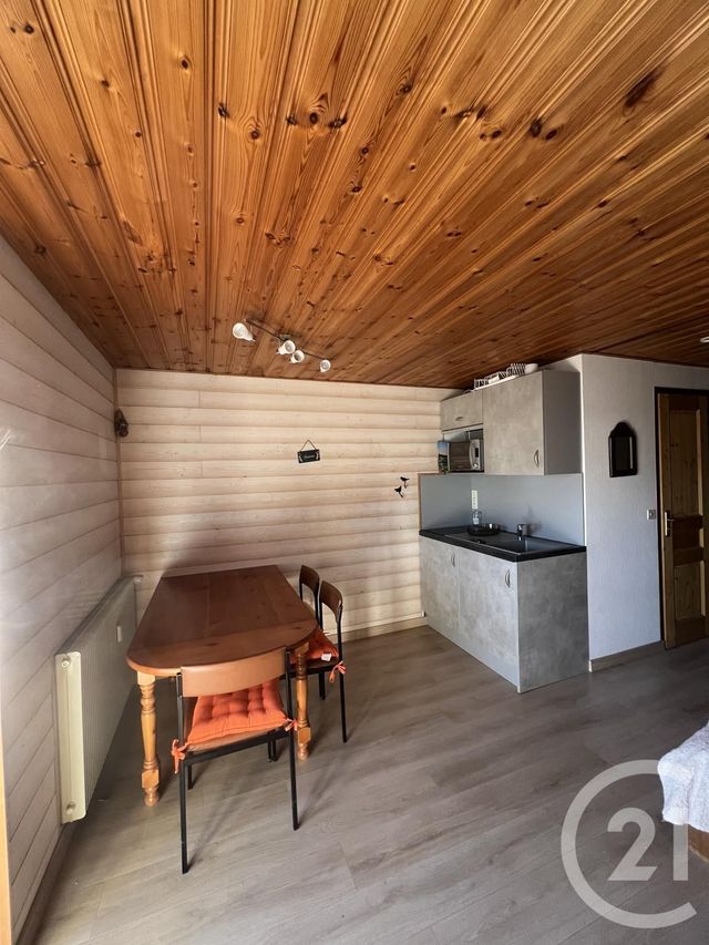 Appartement F1 &agrave; louer - 1 pi&egrave;ce - 23,91 m2 - Rochejean - 25 - FRANCHE-COMTE