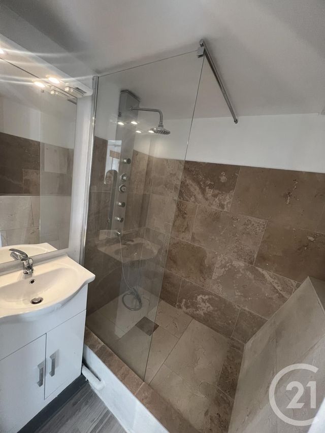 Appartement F2 &agrave; louer - 2 pi&egrave;ces - 47,88 m2 - Mouthe - 25 - FRANCHE-COMTE