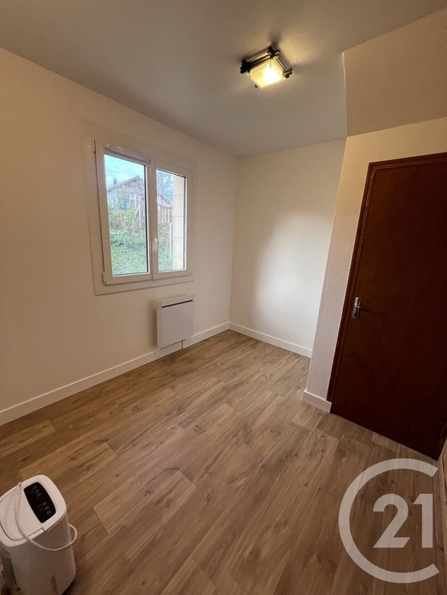 Appartement F2 bis &agrave; louer - 2 pi&egrave;ces - 50,72 m2 - St Point Lac - 25 - FRANCHE-COMTE