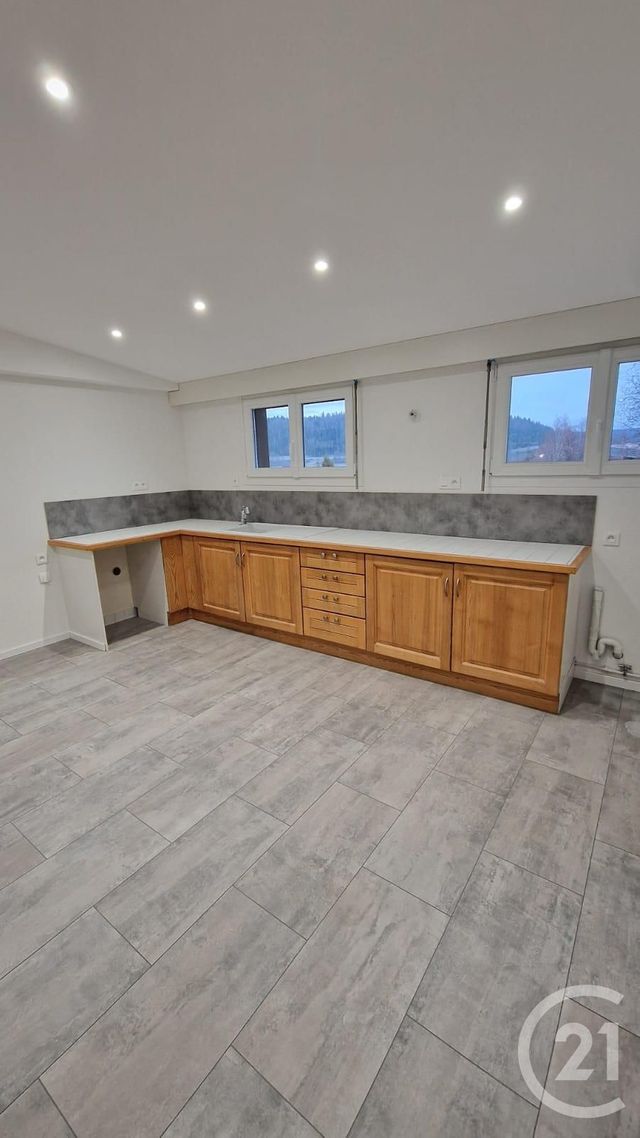 Appartement Duplex &agrave; louer - 3 pi&egrave;ces - 100 m2 - Labergement Ste Marie - 25 - FRANCHE-COMTE