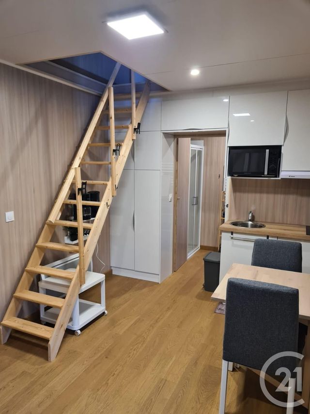 Maison &agrave; louer - 2 pi&egrave;ces - 30 m2 - Les Hopitaux Vieux - 25 - FRANCHE-COMTE