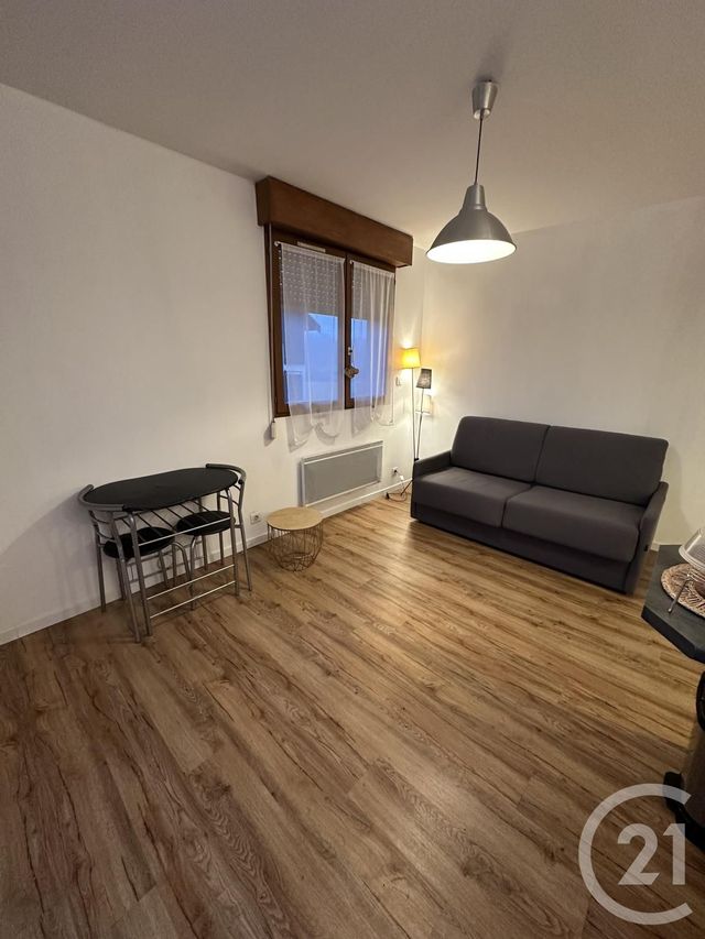 Appartement F1 &agrave; louer - 1 pi&egrave;ce - 22,16 m2 - Les Villedieu - 25 - FRANCHE-COMTE