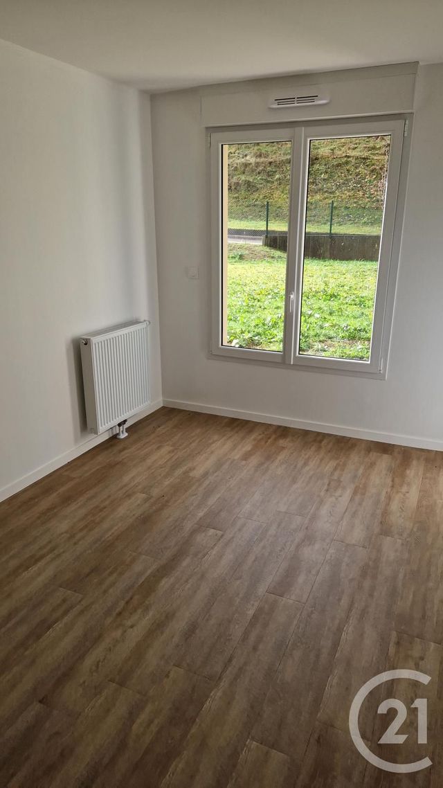 Appartement F3 &agrave; louer - 3 pi&egrave;ces - 71,30 m2 - Les Hopitaux Neufs - 25 - FRANCHE-COMTE