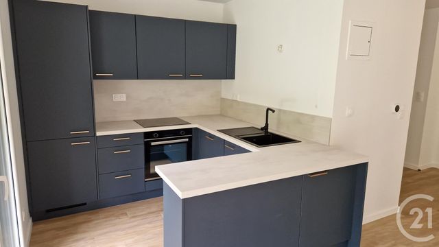 Appartement F3 &agrave; louer - 3 pi&egrave;ces - 71,30 m2 - Les Hopitaux Neufs - 25 - FRANCHE-COMTE