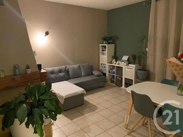 Appartement F4 &agrave; louer - 4 pi&egrave;ces - 108 m2 - Les Grangettes - 25 - FRANCHE-COMTE