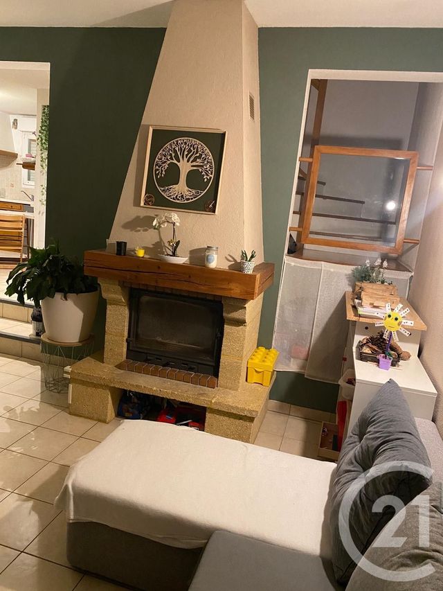 Appartement F4 &agrave; louer - 4 pi&egrave;ces - 108 m2 - Les Grangettes - 25 - FRANCHE-COMTE