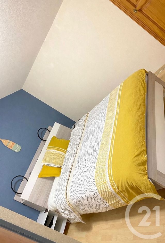 Appartement F4 &agrave; louer - 4 pi&egrave;ces - 108 m2 - Les Grangettes - 25 - FRANCHE-COMTE