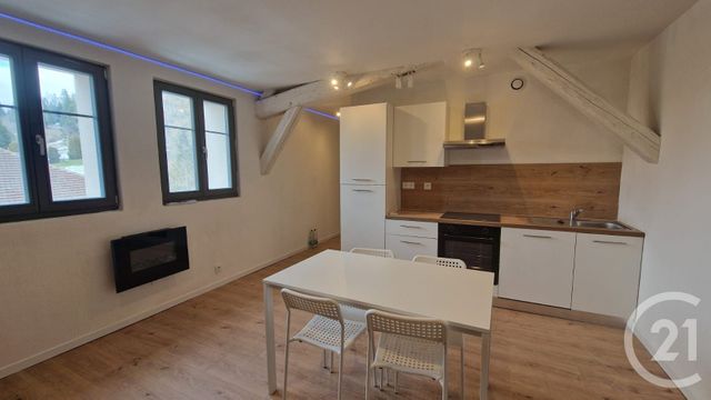 Appartement Duplex &agrave; louer - 3 pi&egrave;ces - 70,29 m2 - Les Hopitaux Neufs - 25 - FRANCHE-COMTE