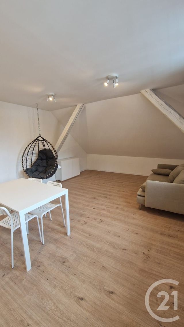 Appartement Duplex &agrave; louer - 3 pi&egrave;ces - 70,29 m2 - Les Hopitaux Neufs - 25 - FRANCHE-COMTE