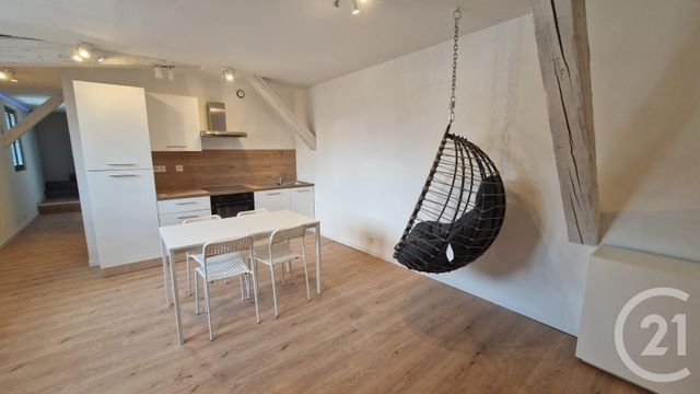 Appartement Duplex &agrave; louer - 3 pi&egrave;ces - 70,29 m2 - Les Hopitaux Neufs - 25 - FRANCHE-COMTE