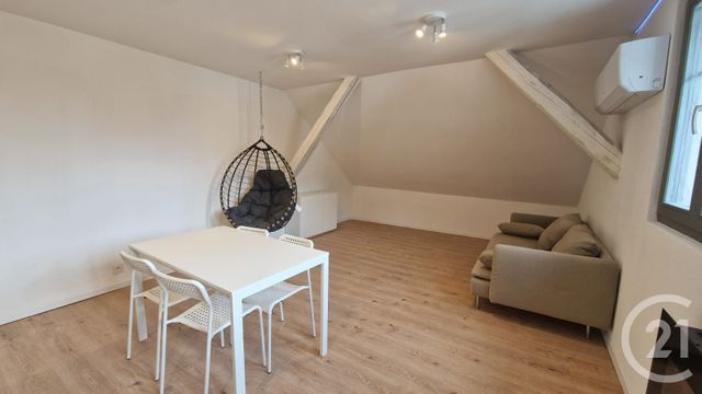 Appartement Duplex &agrave; louer - 3 pi&egrave;ces - 70,29 m2 - Les Hopitaux Neufs - 25 - FRANCHE-COMTE