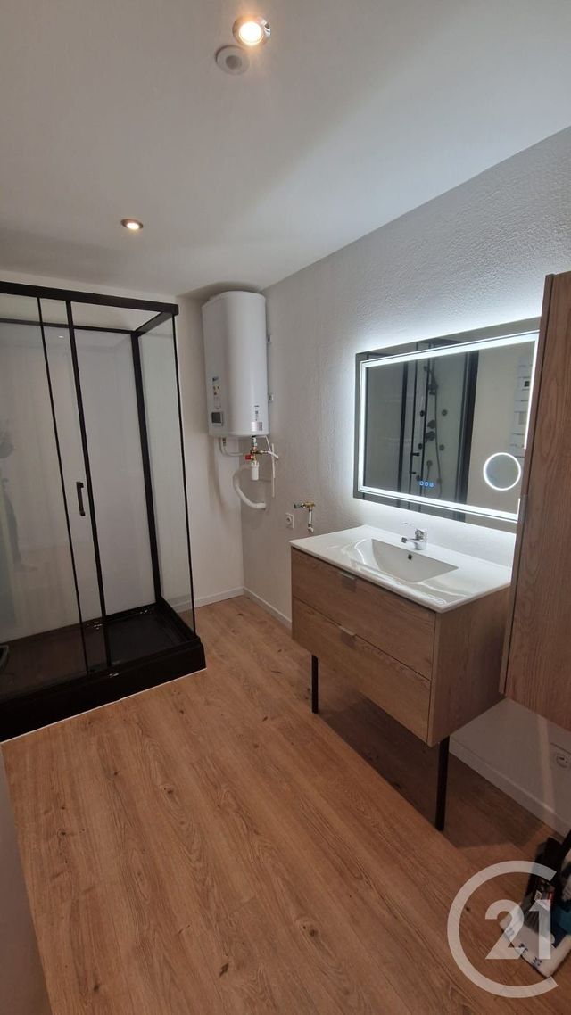 Appartement Duplex &agrave; louer - 3 pi&egrave;ces - 70,29 m2 - Les Hopitaux Neufs - 25 - FRANCHE-COMTE