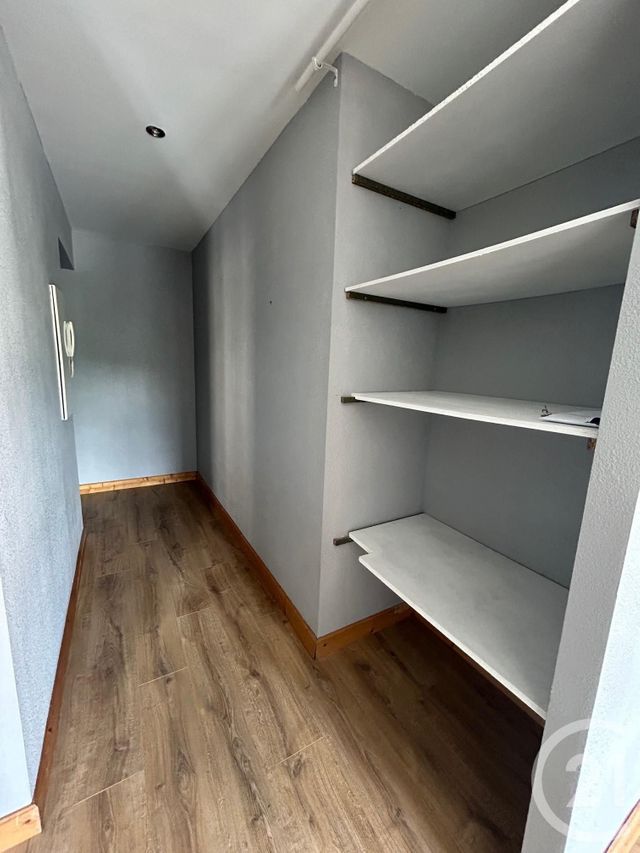 Appartement F2 &agrave; louer - 2 pi&egrave;ces - 48 m2 - Mouthe - 25 - FRANCHE-COMTE