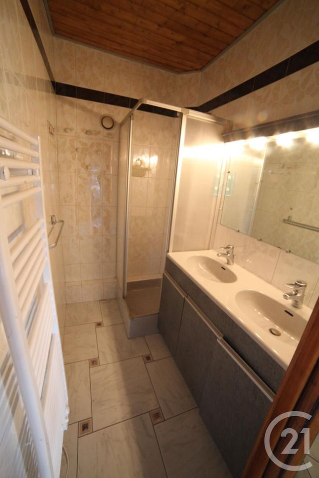 Appartement F3 &agrave; louer - 3 pi&egrave;ces - 36,92 m2 - Les Hopitaux Neufs - 25 - FRANCHE-COMTE