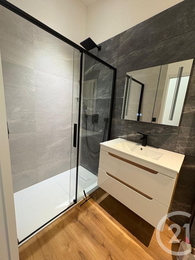 Appartement F2 &agrave; louer - 2 pi&egrave;ces - 42,65 m2 - Les Hopitaux Neufs - 25 - FRANCHE-COMTE