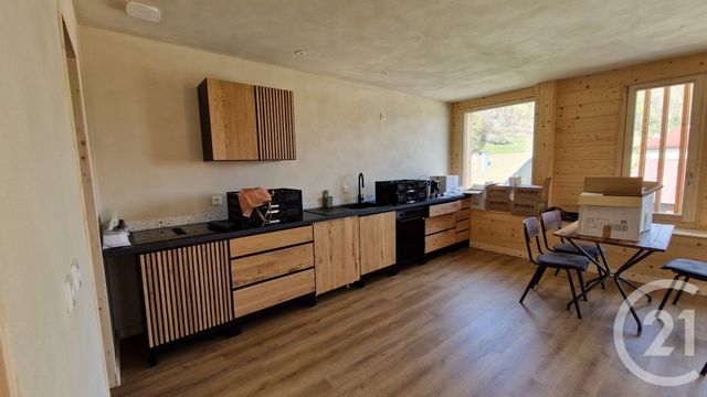 Appartement F3 &agrave; louer - 3 pi&egrave;ces - 100 m2 - Remoray Boujeons - 25 - FRANCHE-COMTE