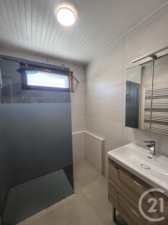 Maison &agrave; louer - 4 pi&egrave;ces - 78,32 m2 - St Point Lac - 25 - FRANCHE-COMTE