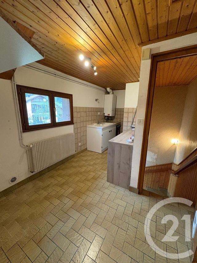 Appartement F4 &agrave; louer - 4 pi&egrave;ces - 71,01 m2 - St Point Lac - 25 - FRANCHE-COMTE