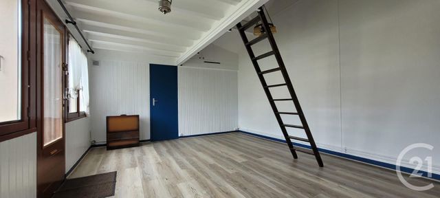 Maison &agrave; louer - 1 pi&egrave;ce - 25 m2 - Metabief - 25 - FRANCHE-COMTE