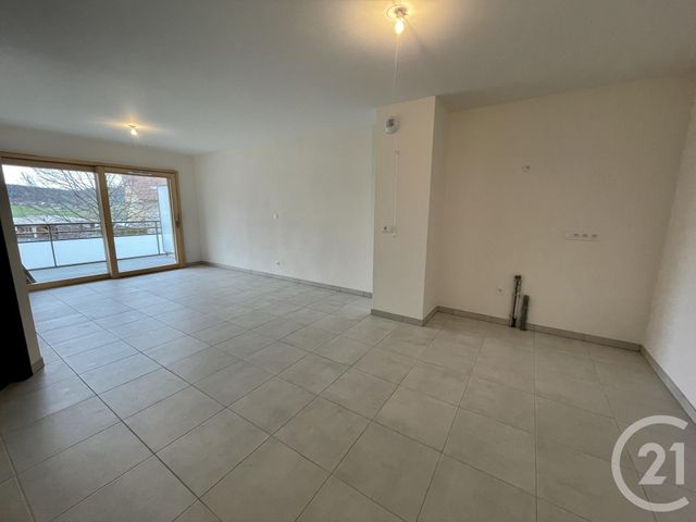 Appartement F2 &agrave; louer - 2 pi&egrave;ces - 50,14 m2 - Malbuisson - 25 - FRANCHE-COMTE