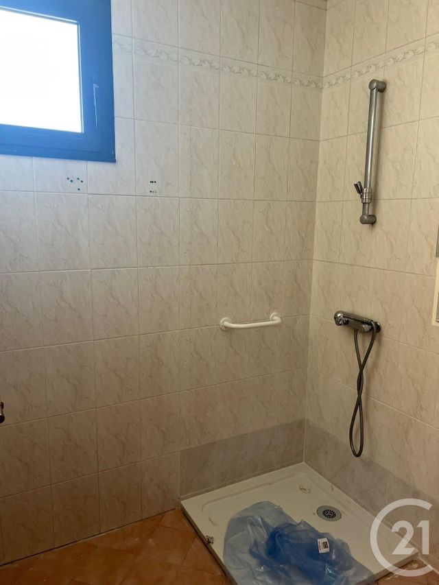 Appartement F4 à vendre - 4 pièces - 116,31 m2 - St Jean De Monts - 85 - PAYS-DE-LOIRE