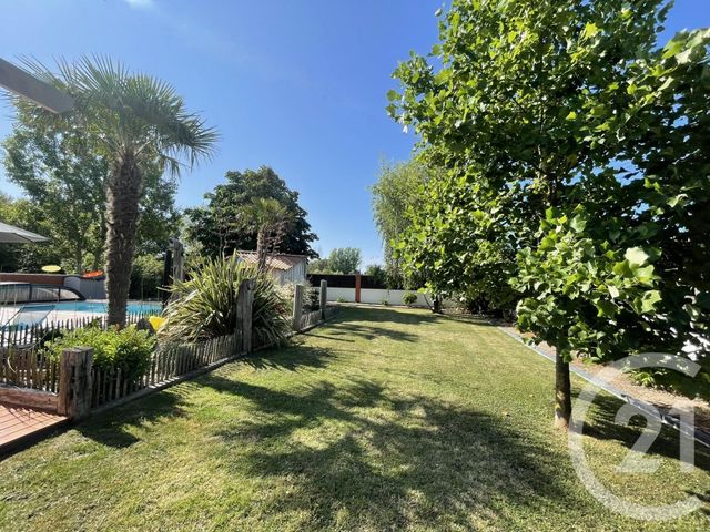 Maison à vendre - 6 pièces - 165 m2 - Le Perrier - 85 - PAYS-DE-LOIRE