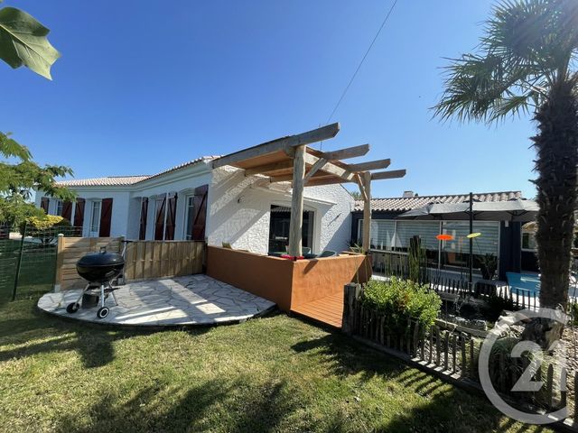 Maison à vendre - 6 pièces - 165 m2 - Le Perrier - 85 - PAYS-DE-LOIRE