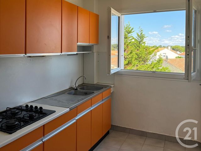 Appartement T3 &agrave; vendre - 3 pi&egrave;ces - 69,72 m2 - St Jean De Monts - 85 - PAYS-DE-LOIRE