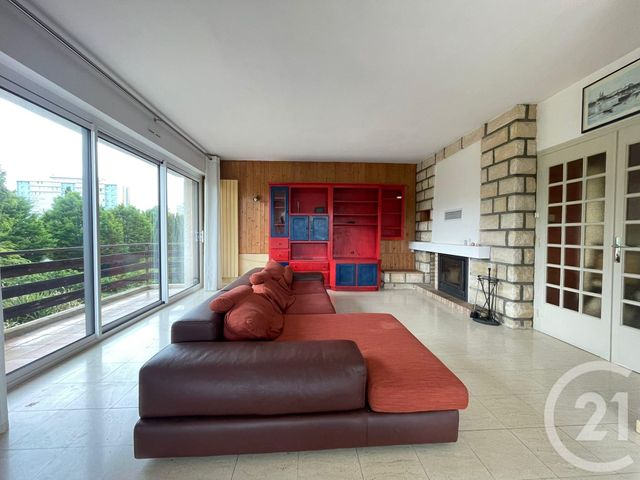 Maison à vendre - 5 pièces - 140 m2 - La Roche Sur Yon - 85 - PAYS-DE-LOIRE