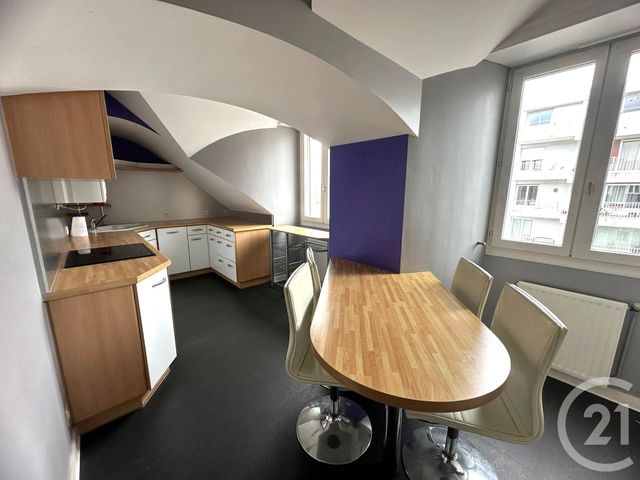 Appartement F3 à vendre - 4 pièces - 82,58 m2 - La Roche Sur Yon - 85 - PAYS-DE-LOIRE