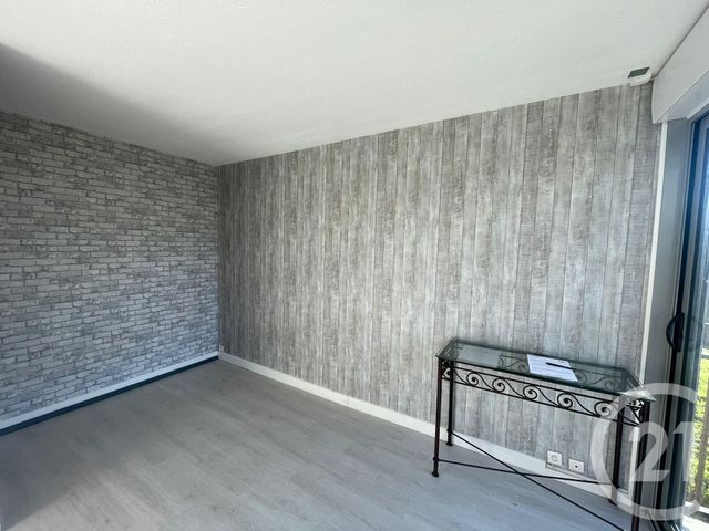 Appartement Studio à vendre - 1 pièce - 21,89 m2 - La Roche Sur Yon - 85 - PAYS-DE-LOIRE