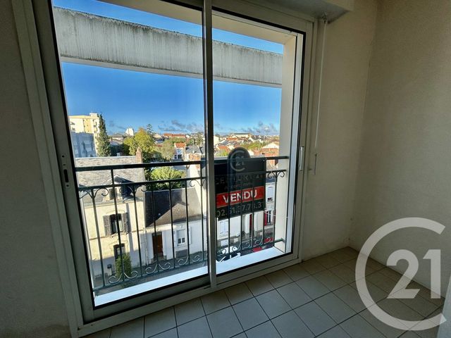 Appartement F2 &agrave; vendre - 2 pi&egrave;ces - 67,14 m2 - La Roche Sur Yon - 85 - PAYS-DE-LOIRE