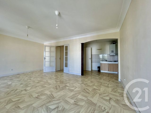 Appartement F2 &agrave; vendre - 2 pi&egrave;ces - 59 m2 - La Roche Sur Yon - 85 - PAYS-DE-LOIRE