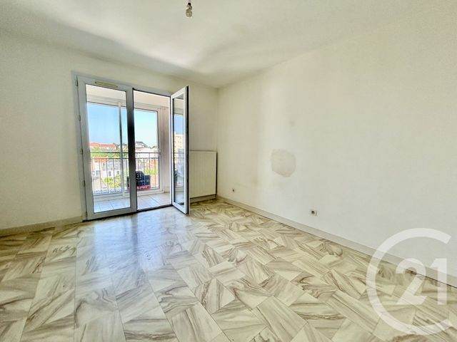 Appartement F2 &agrave; vendre - 2 pi&egrave;ces - 59 m2 - La Roche Sur Yon - 85 - PAYS-DE-LOIRE