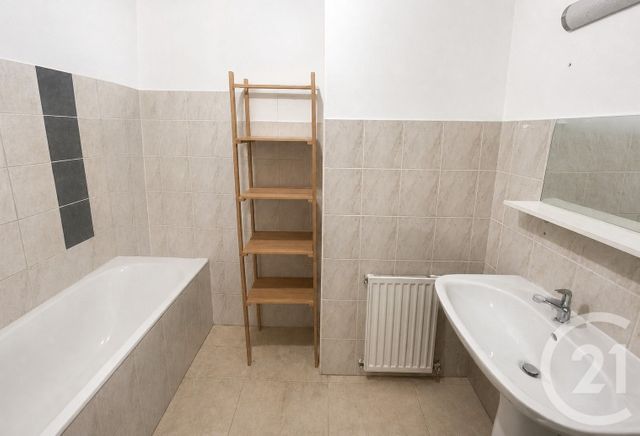 Appartement Duplex &agrave; vendre - 2 pi&egrave;ces - 44 m2 - La Roche Sur Yon - 85 - PAYS-DE-LOIRE