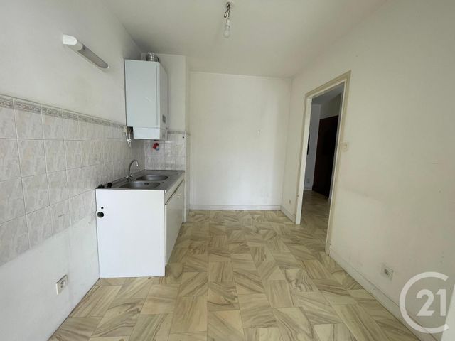 Appartement F2 à vendre - 2 pièces - 67 m2 - La Roche Sur Yon - 85 - PAYS-DE-LOIRE