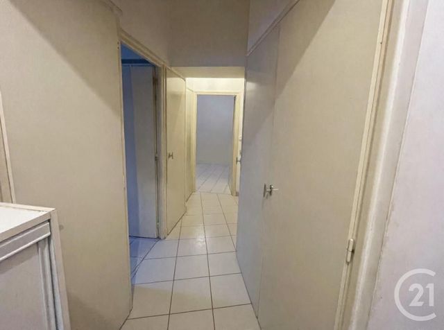 Appartement F2 à vendre - 2 pièces - 57 m2 - La Roche Sur Yon - 85 - PAYS-DE-LOIRE