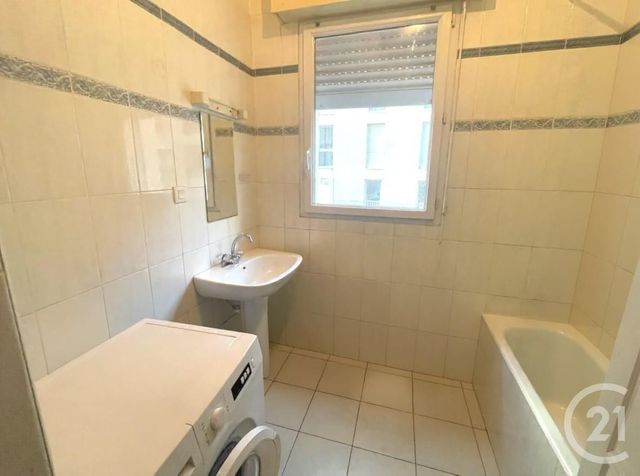 Appartement F2 à vendre - 2 pièces - 57 m2 - La Roche Sur Yon - 85 - PAYS-DE-LOIRE