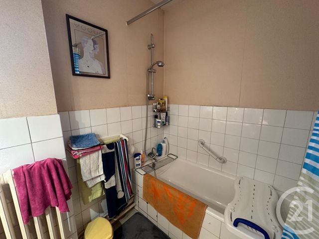 Appartement F3 à vendre - 3 pièces - 68 m2 - La Roche Sur Yon - 85 - PAYS-DE-LOIRE