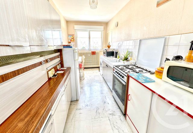 Appartement F3 &agrave; vendre - 3 pi&egrave;ces - 68 m2 - La Roche Sur Yon - 85 - PAYS-DE-LOIRE