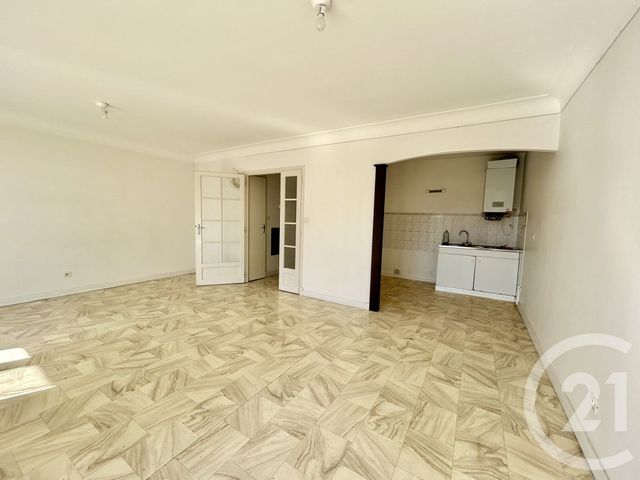 Appartement F2 &agrave; vendre - 2 pi&egrave;ces - 59 m2 - La Roche Sur Yon - 85 - PAYS-DE-LOIRE