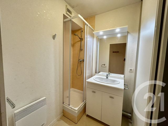 Appartement T1 &agrave; vendre - 1 pi&egrave;ce - 32,25 m2 - La Roche Sur Yon - 85 - PAYS-DE-LOIRE