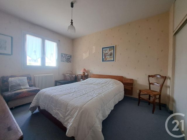 Appartement T4 à vendre - 4 pièces - 102,47 m2 - La Roche Sur Yon - 85 - PAYS-DE-LOIRE