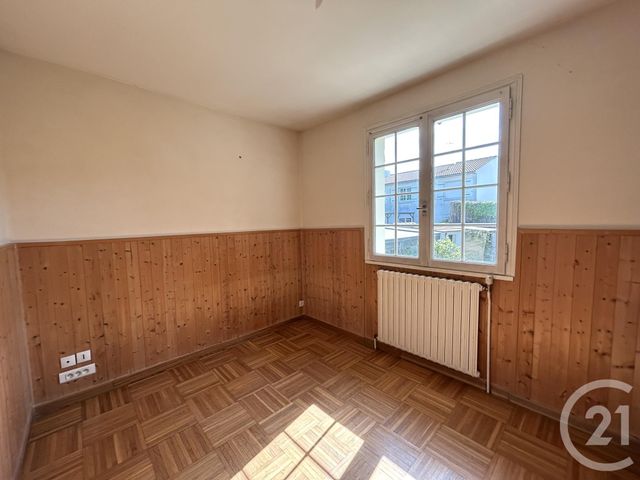 Maison &agrave; vendre - 9 pi&egrave;ces - 218 m2 - La Roche Sur Yon - 85 - PAYS-DE-LOIRE