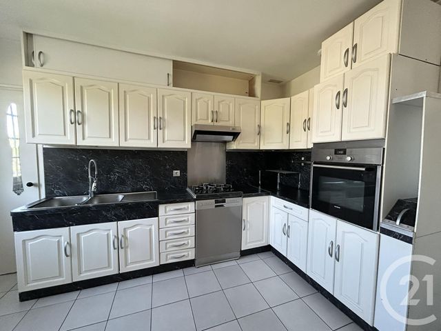 Maison &agrave; vendre - 9 pi&egrave;ces - 218 m2 - La Roche Sur Yon - 85 - PAYS-DE-LOIRE