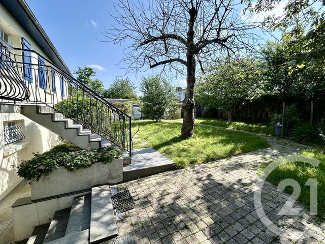 Maison &agrave; vendre - 9 pi&egrave;ces - 218 m2 - La Roche Sur Yon - 85 - PAYS-DE-LOIRE