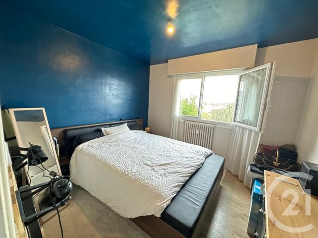 Appartement F4 à vendre - 4 pièces - 75,30 m2 - La Roche Sur Yon - 85 - PAYS-DE-LOIRE