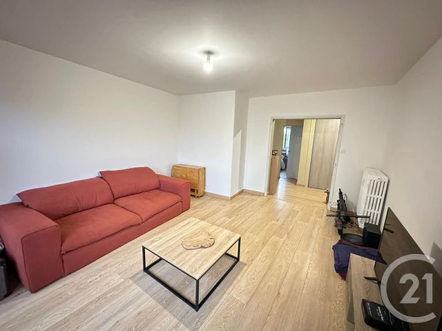 Appartement F4 à vendre - 4 pièces - 75,30 m2 - La Roche Sur Yon - 85 - PAYS-DE-LOIRE