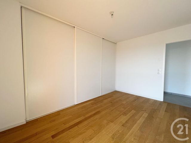 Appartement à vendre - 4 pièces - 121,62 m2 - La Roche Sur Yon - 85 - PAYS-DE-LOIRE