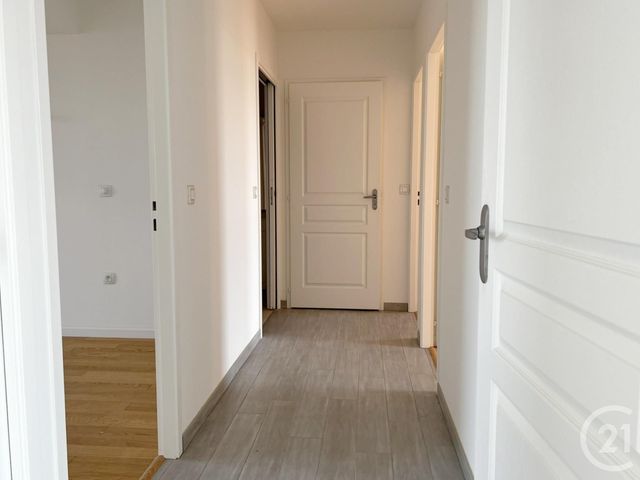 Appartement à vendre - 4 pièces - 121,62 m2 - La Roche Sur Yon - 85 - PAYS-DE-LOIRE